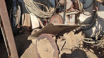 Predám záhradné stroje - 4