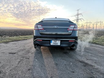 Ford Taurus SHO 3.5 4x4 365PS Brno - 4