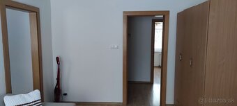 Byt 2 izbový Prenájom - 4