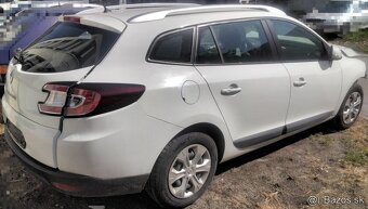 Renault Megane Grandtour III 1.6 2010 predám PIATE DVERE - 4