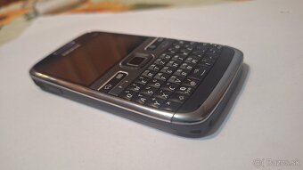 Nokia E72 top stav - 4
