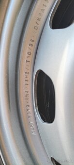 205/55R16 - 4