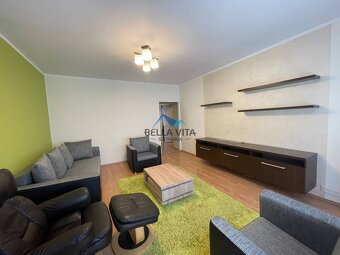 Priestranný 4-izbový byt s balkónom na prenájom v Šali-Veči - 4