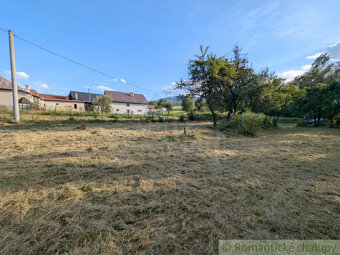 Priestranný pozemok s pôvodným domom - Kolonica, okr. Snin - 4