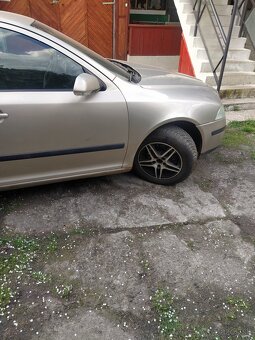 Škoda Octavia 2 1.6 benzin - 4