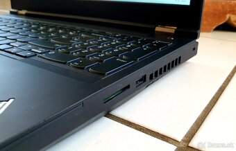 Lenovo ThinkPad P15 Gen 2 i7-11Gen/32GB/2/512SSD silná batt - 4