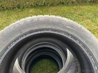 Bridgestone 265/50R20 - 4