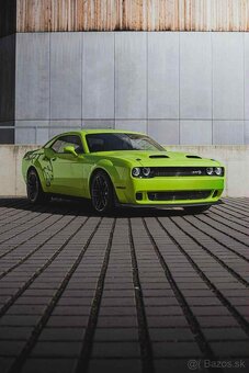 Dodge Challenger SRT 6.4 HEMI Widebody - 4