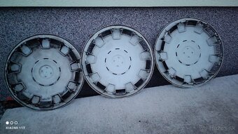 Puklice Originálne Opel r15 - 4