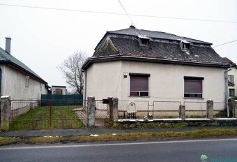 Dom vhodný na kompletnú rekonštrukciu podľa Vašich predstáv. - 4