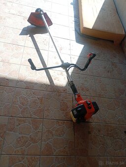 predám krovinorez Oleo mac 746 T - 4