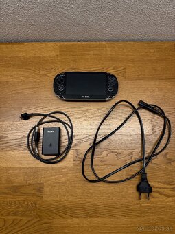 Sony PS Vita 1000 - 4