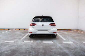 VW GOLF R - 4