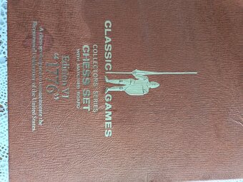 Zberateľský šach Classic Games „1776“ – edícia VI, USA
- 4