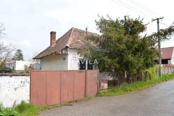 NA PREDAJ: rodinný dom s veľkorysým pozemkom 952m2 - Biely K - 4