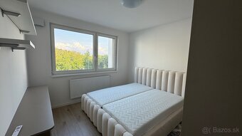 Prenajmem nový 2-izb. byt s balkónom a parkingom - 4