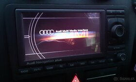 Audi A3 GPS RNS-E NAVIGATION PLUS - 4