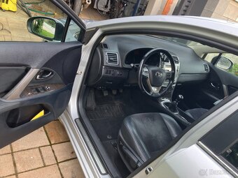Toyota Avensis T27 Kombi - 4