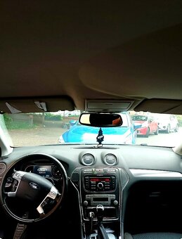 Ford Mondeo - 4