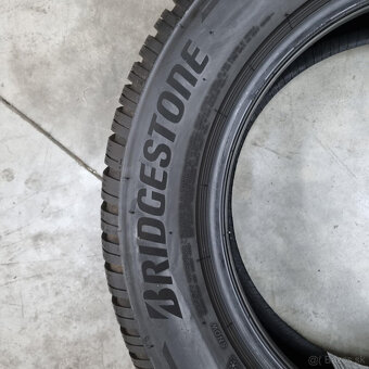 Zimné pneumatiky 215/60 R16 BRIDGESTONE DOT2423 - 4
