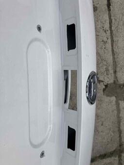 ŠKODA OCTAVIA 3 III KOMBI 2013- ZADNÉ KUFROVÉ DVERE - 4