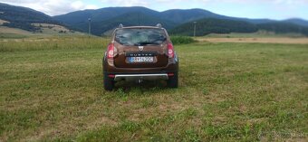 Dacia Duster 4x4 - 4