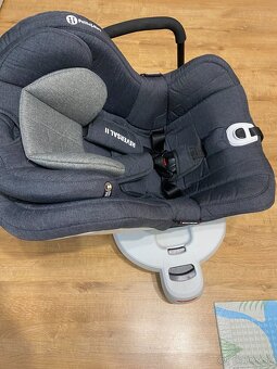 Autosedačka Petite & Mars Reversal II - 4