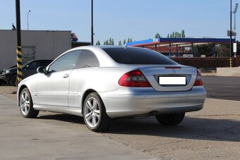 Mercedes-Benz CLK Kupé 220 CDI Avantgarde A/T - 4