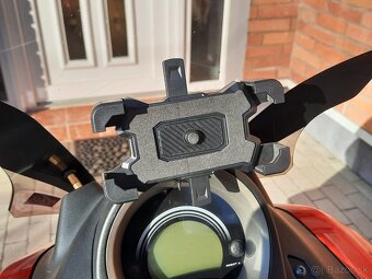 Yamaha nmax 125 - 4