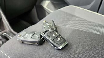 Volkswagen Tiguan 2.0 TDI SCR BMT 190k 4MOTION (odp. DPH) - 4