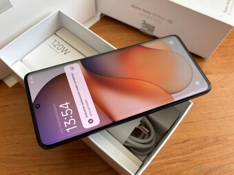 Xiaomi Redmi Note 13 Pro+ 5G - 4