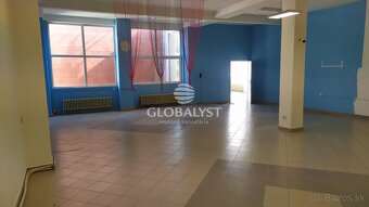 Na prenájom obchodné priestory – 105 m², OC Opal, na sídlisk - 4