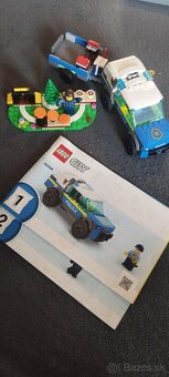 Lego City policajné auto 60369 - 4