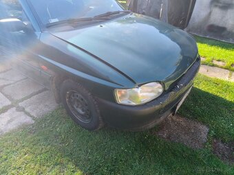 Ford Escort 1.4 - 4