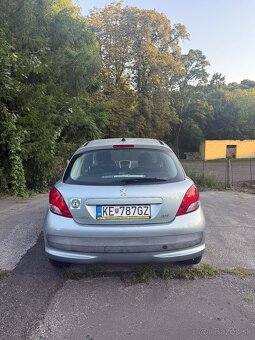 Peugeot 207 1.4 VTi Active (2010) - 4