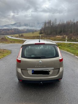 Renault Grand Scénic 1.9 DCi 7Miestne 96KW - 4