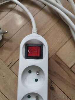 Predlžovačka prepäťova a predlžovačka s vypínačom - 4