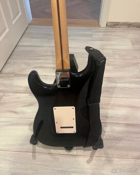 gitara fender stratocaster - 4