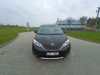 TOYOTA SIENNA XLE 3,5 V6 AWD 2015 NOVÝ MODEL 7 míst LPG - 4