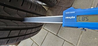 Originál letný komplet Ford R 17 235/50/17 - 4