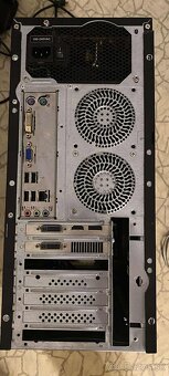 Predám starší herný pc i5 8 gb ram ssd 240 gb 1 gb gpu - 4
