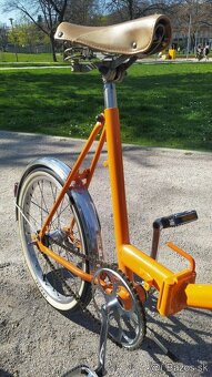 KOMPLETNE ZRENOVOVANA RETRO SKLADAČKA - 4