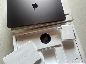 MacBook Pro M3 Max 16" 48GB RAM 1TB SSD - 4