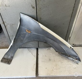 Ľavý predný blatník Ford focus mk1 - 4