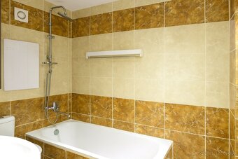 Predaj | 2.izbový byt s veľkou loggiou na sídlisku Terasa - 4