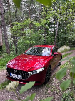 Mazda 3 sedan G122 plus - safety , sound, style - 4