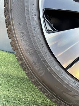 Zimní sada alu Volvo XC40 235/55R18 104H - 4