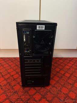 Ryzen 7 5700X, RTX 3070, 16GB DDR4 - 4