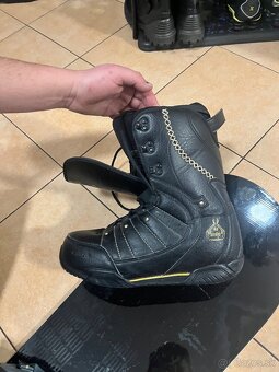 Predam snowboard+ topanky - 4