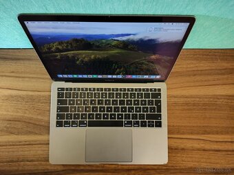 Apple MacBook Air 2019 – i5 / 8GB / 128GB - 4
